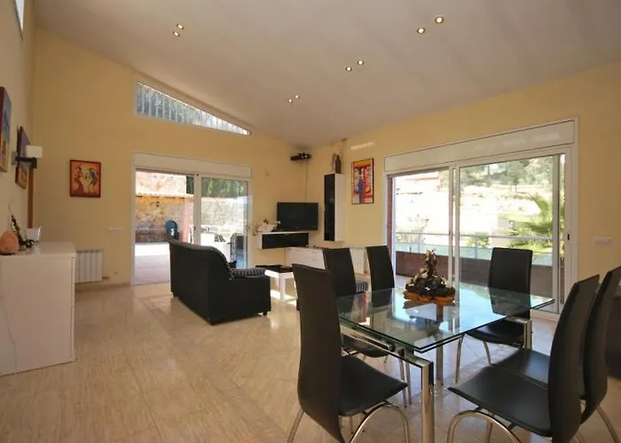 Club Villamar - Maika Villa *