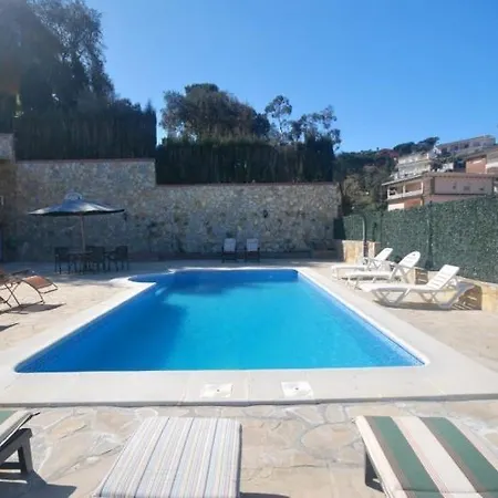 Club Villamar - Maika Lloret de Mar